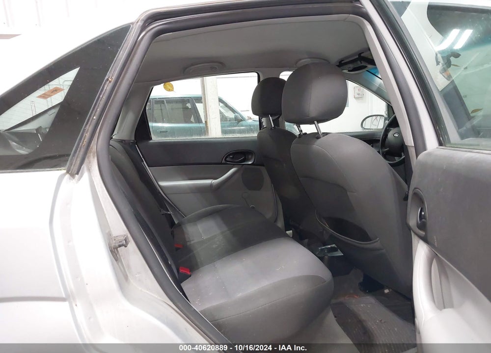 2006 FORD FOCUS ZX4 VIN: 1FAFP34N86W176139