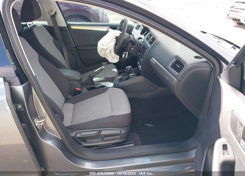 2017 VOLKSWAGEN JETTA 1.4T S VIN: 3VW2B7AJ6HM238329