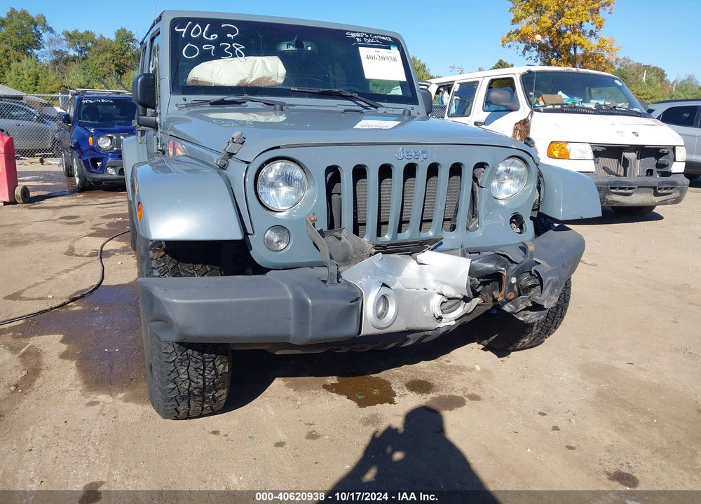 2015 JEEP WRANGLER UNLIMITED SAHARA VIN: 1C4BJWEG5FL582666