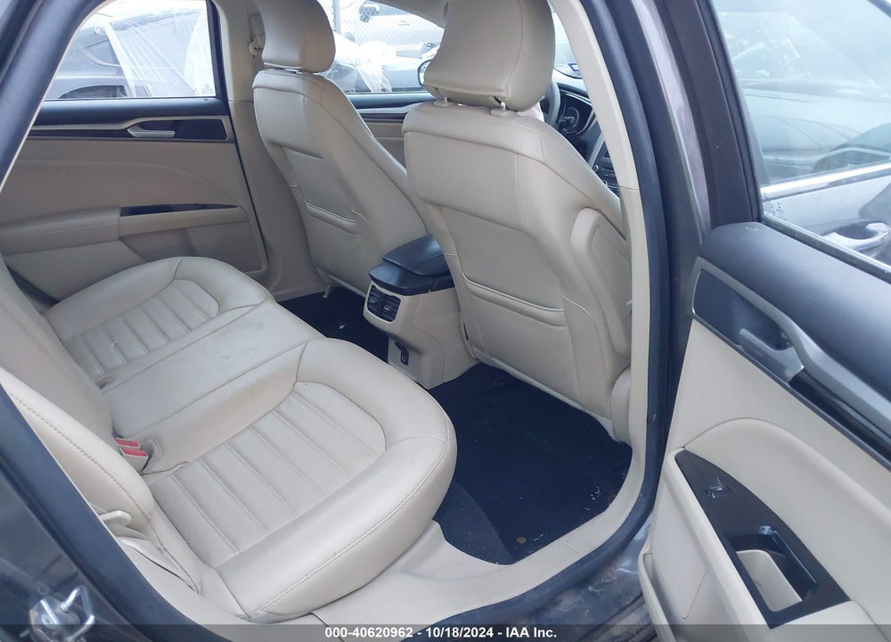 2016 FORD FUSION SE VIN: 3FA6P0H98GR164458