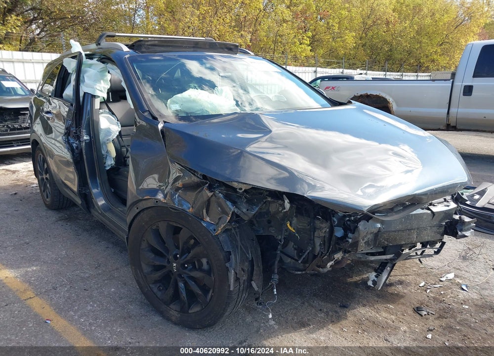 2020 KIA SORENTO 3.3L EX VIN: 5XYPHDA51LG678943