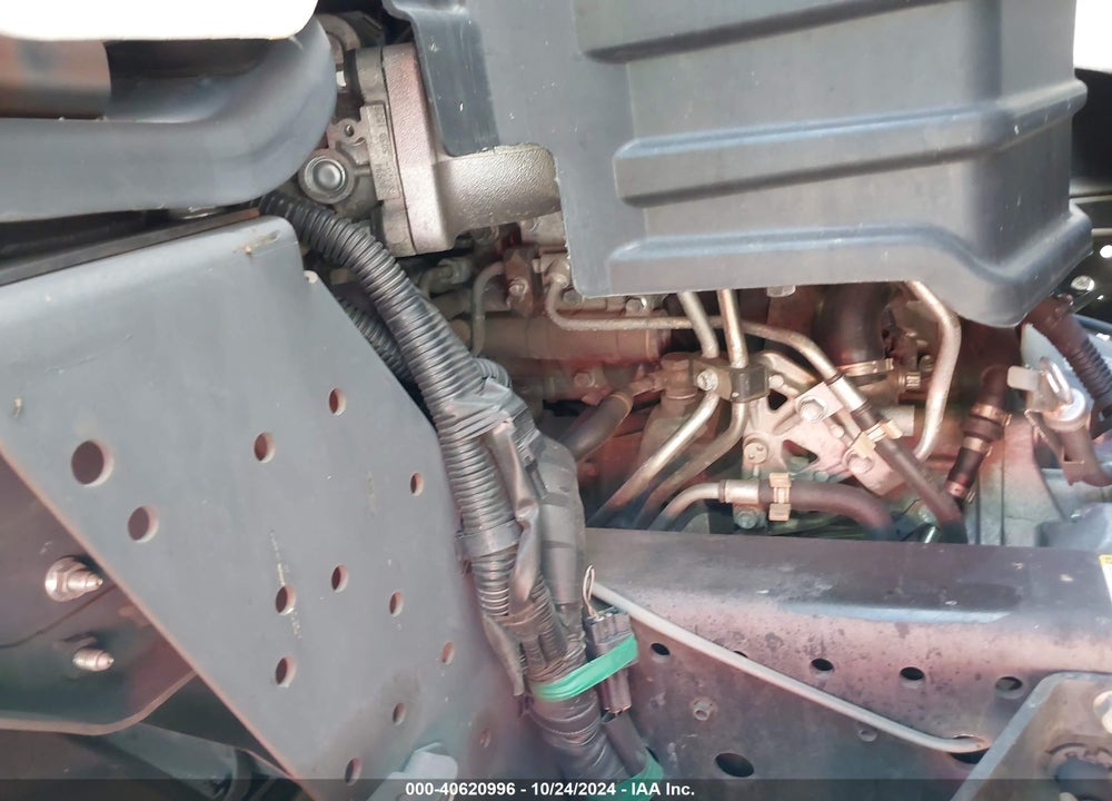 2022 ISUZU NPR HD VIN: JALC4W165N7015095