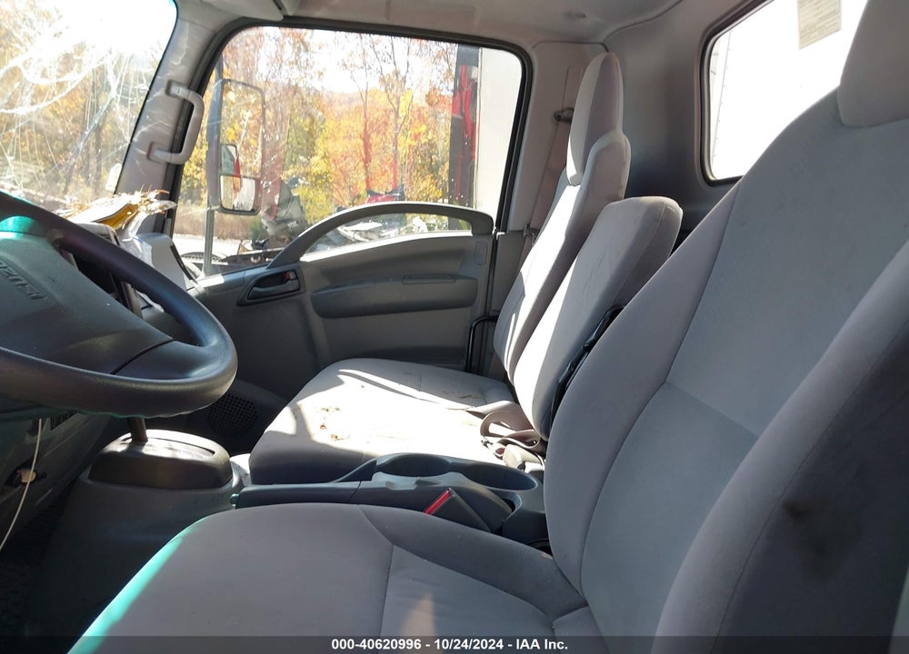 2022 ISUZU NPR HD VIN: JALC4W165N7015095