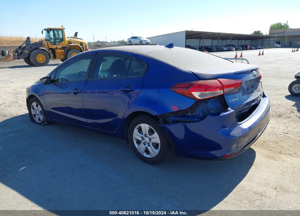 2018 KIA FORTE VIN: 3KPFK4A73JE264359