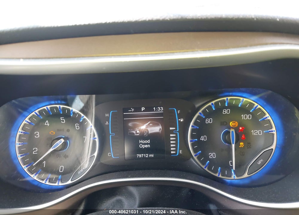 2017 CHRYSLER PACIFICA TOURING L VIN: 2C4RC1BG2HR702384