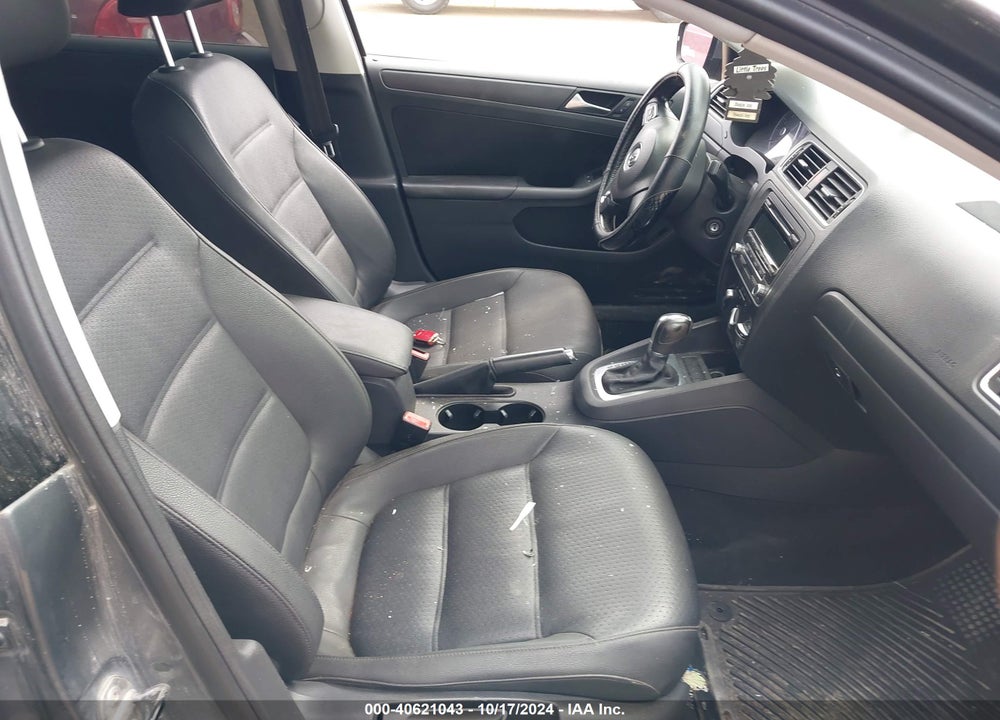 2012 VOLKSWAGEN JETTA 2.5L SE VIN: 3VWDX7AJ2CM310968