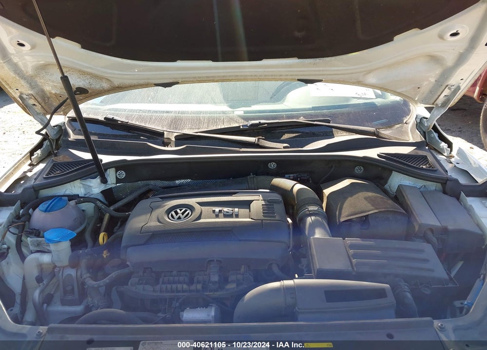 2017 VOLKSWAGEN PASSAT 1.8T R-LINE VIN: 1VWDT7A30HC005488
