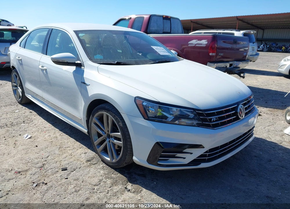 2017 VOLKSWAGEN PASSAT 1.8T R-LINE VIN: 1VWDT7A30HC005488