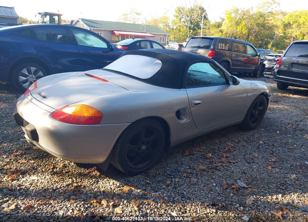2000 PORSCHE BOXSTER VIN: WP0CA2989YU624107