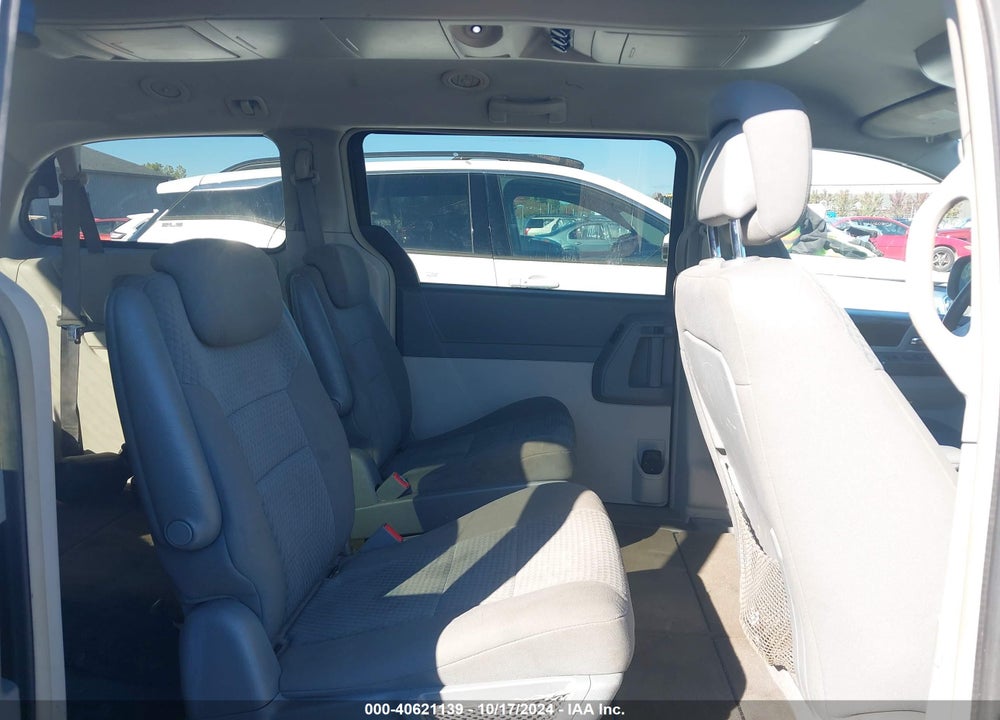2010 CHRYSLER TOWN & COUNTRY TOURING VIN: 2A4RR5D12AR440851