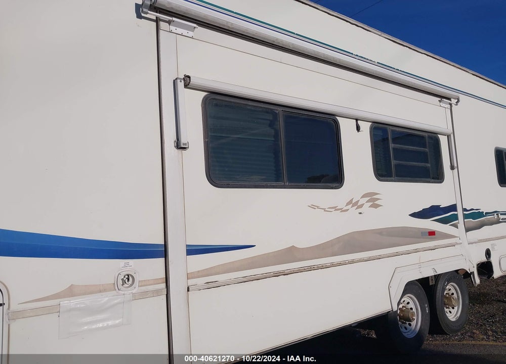 2002 KOMFORT KARRY36FKA VIN: 1K53KUR2X21026341