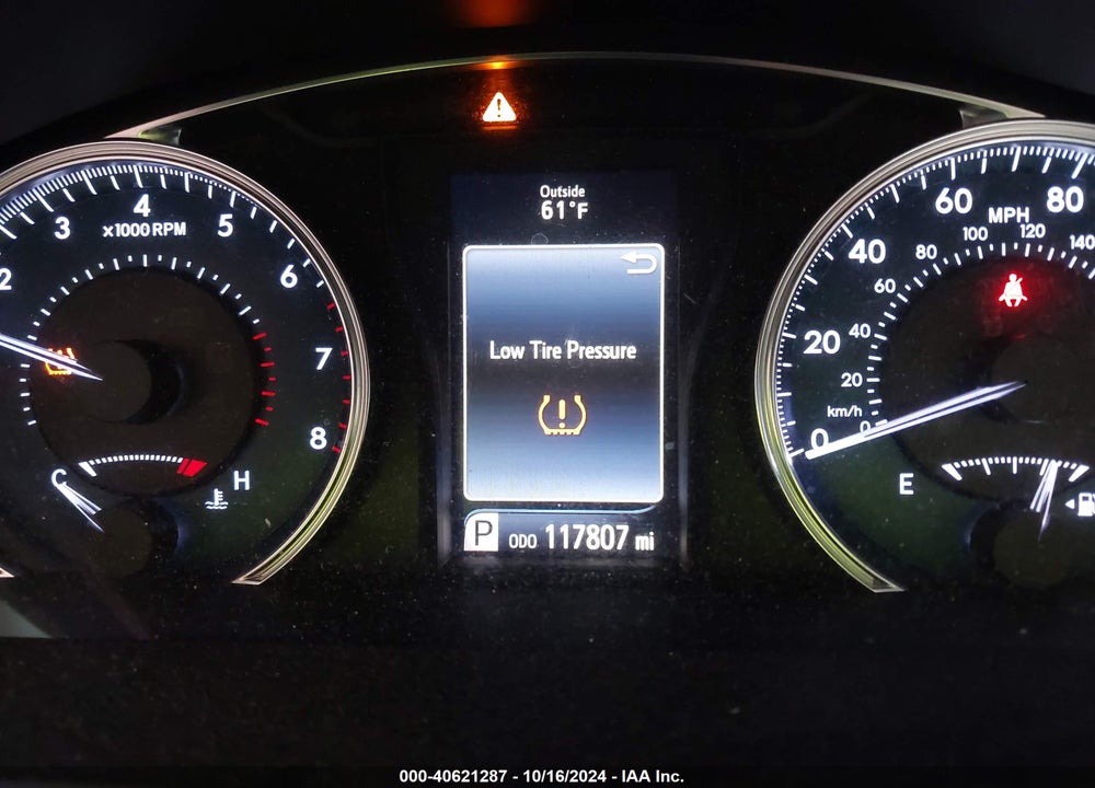 2016 TOYOTA CAMRY LE VIN: 4T4BF1FK1GR557851