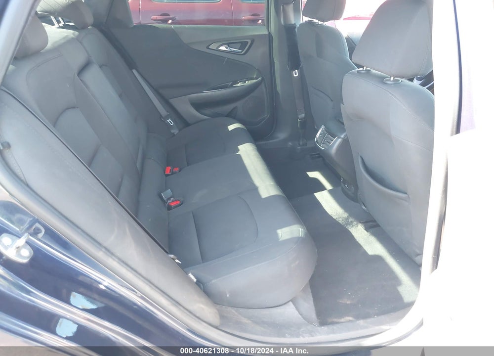 2018 CHEVROLET MALIBU LT VIN: 1G1ZD5STXJF124266