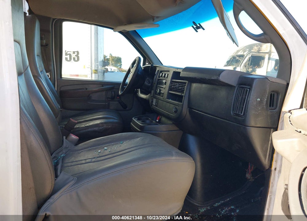 2014 GMC SAVANA CUTAWAY 3500 VIN: 1GD374CG6E1910502