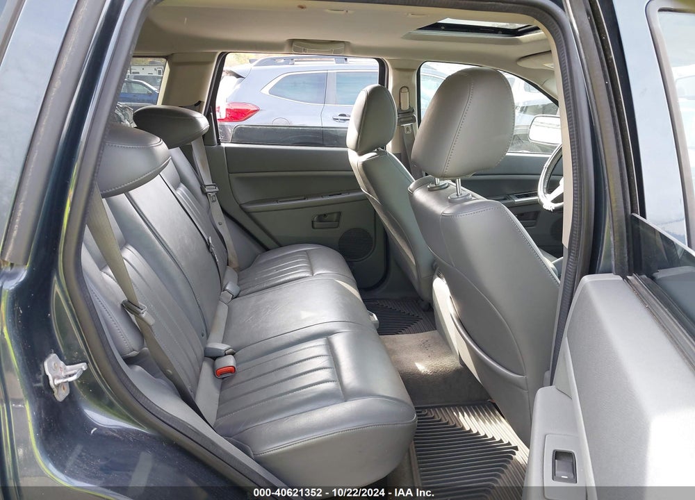 2007 JEEP GRAND CHEROKEE LAREDO VIN: 1J8GR48K07C692330