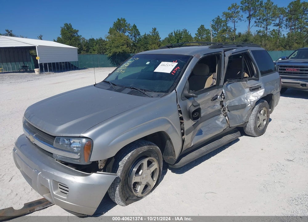 2005 CHEVROLET TRAILBLAZER LS VIN: 1GNDS13S352219312