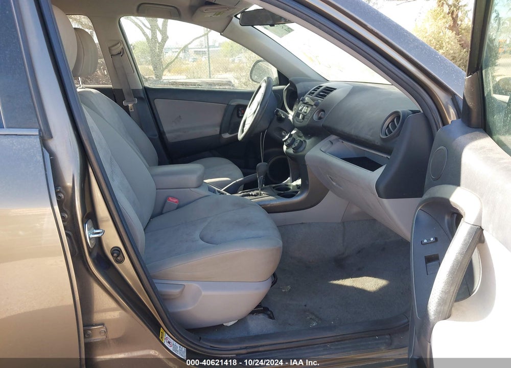 2011 TOYOTA RAV4 VIN: 2T3BF4DV8BW138601