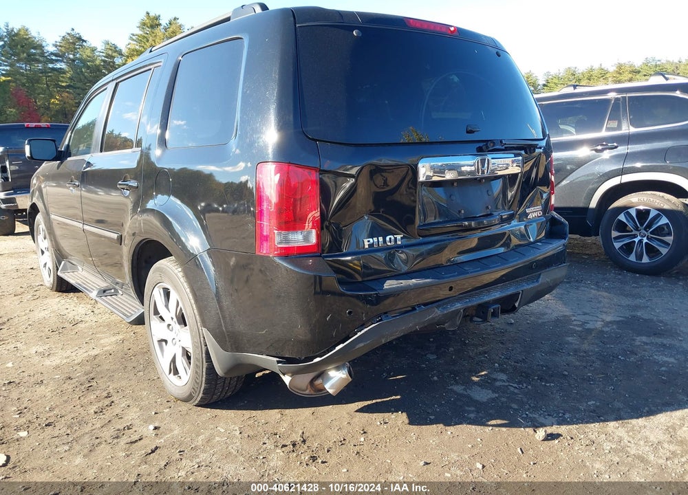 2014 HONDA PILOT TOURING VIN: 5FNYF4H93EB041632