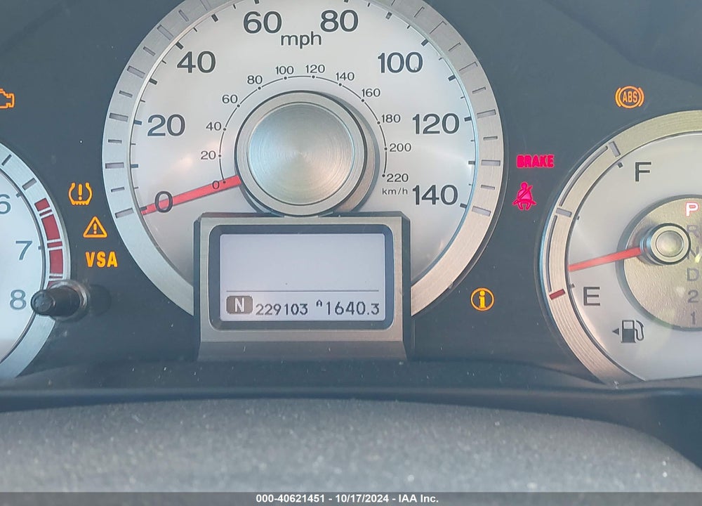 2011 HONDA PILOT TOURING VIN: 5FNYF4H95BB084316