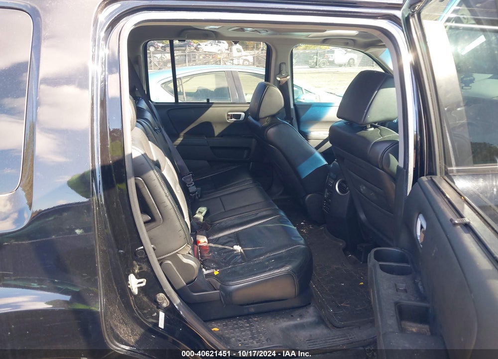 2011 HONDA PILOT TOURING VIN: 5FNYF4H95BB084316