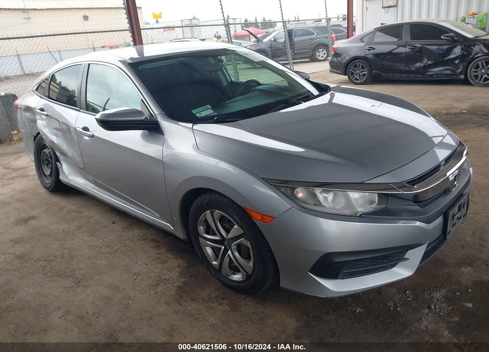 2018 HONDA CIVIC LX VIN: 2HGFC2F54JH584000