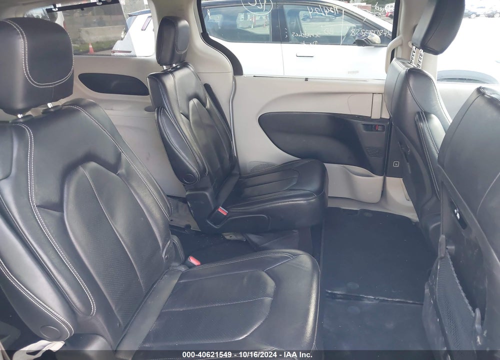 2022 CHRYSLER PACIFICA TOURING L VIN: 2C4RC1BG3NR106373