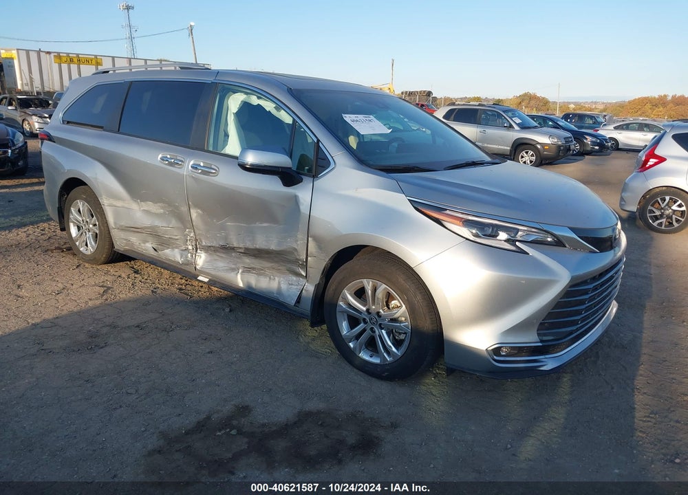2023 TOYOTA SIENNA PLATINUM VIN: 5TDESKFC6PS100107