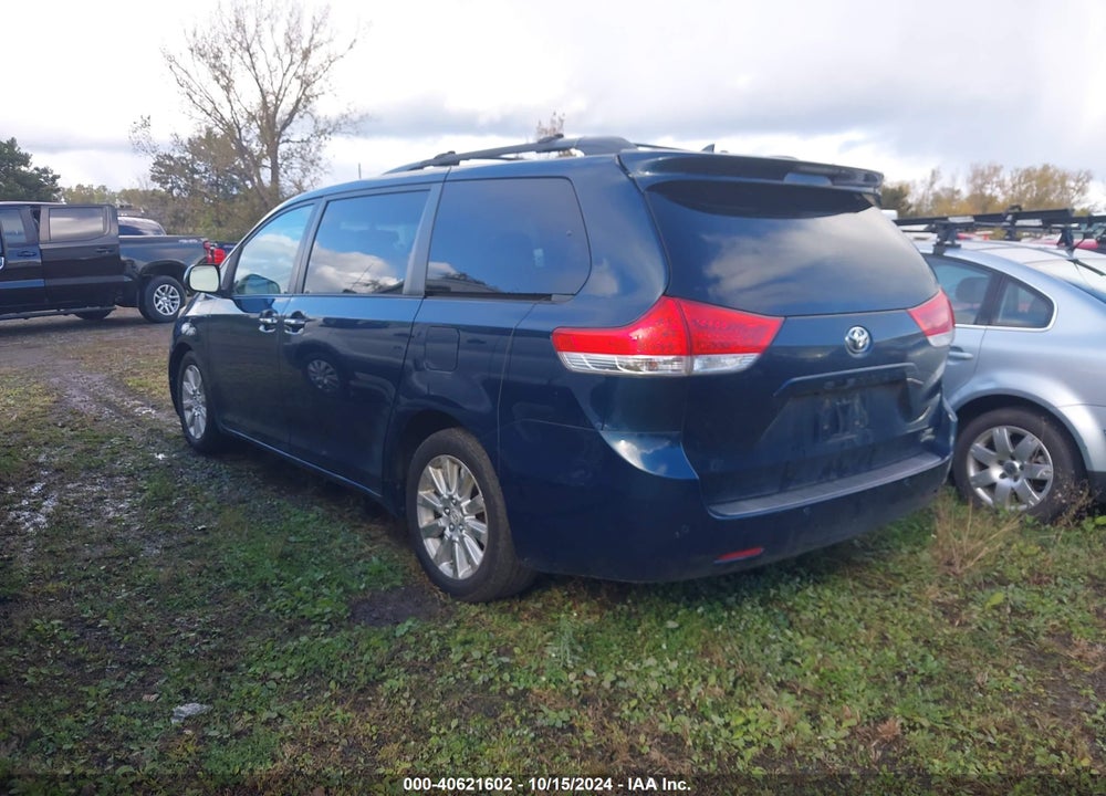 2011 TOYOTA SIENNA XLE LIMITED VIN: 5TDDK3DC1BS003040
