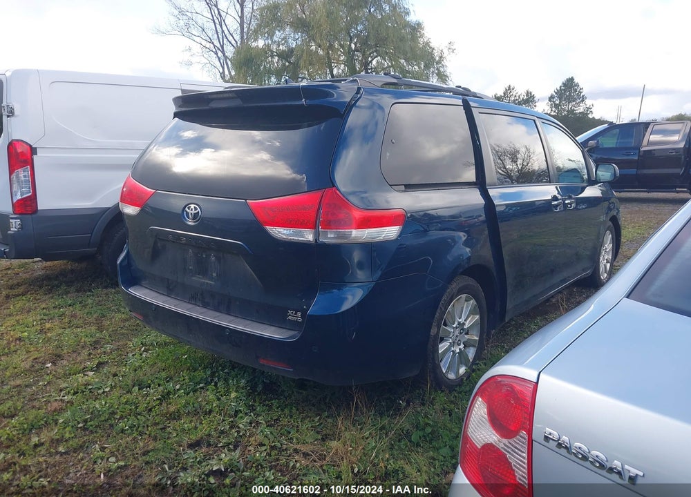 2011 TOYOTA SIENNA XLE LIMITED VIN: 5TDDK3DC1BS003040