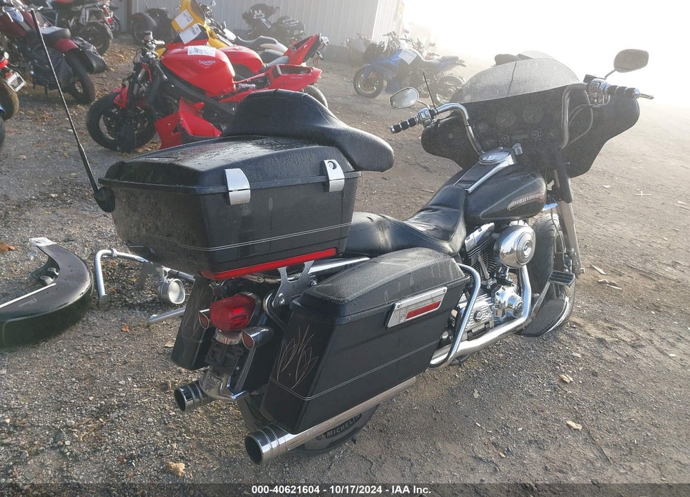 2006 HARLEY-DAVIDSON FLHTCI VIN: 1HD1FFW196Y648239