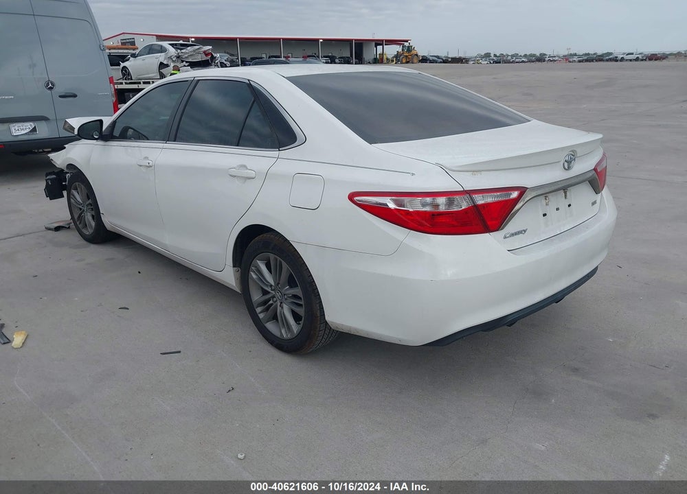 2017 TOYOTA CAMRY SE VIN: 4T1BF1FK2HU790780
