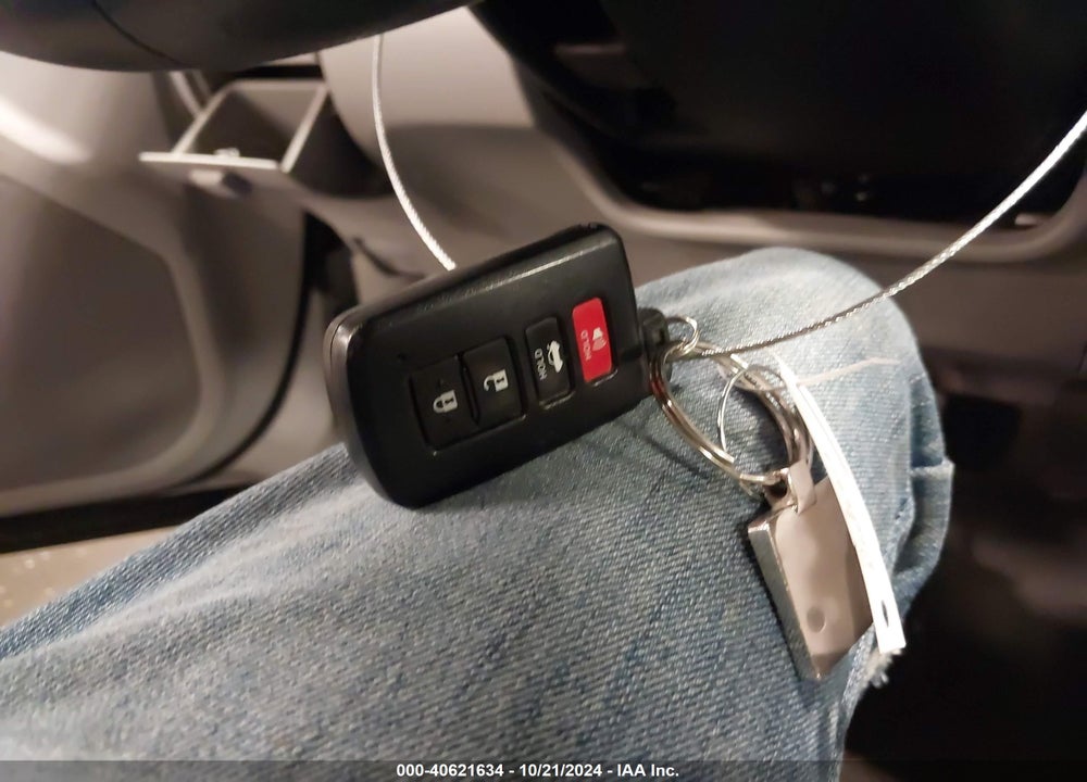 2012 TOYOTA CAMRY XLE VIN: 4T4BF1FK2CR240669