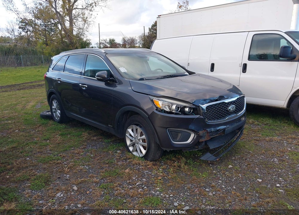 2016 KIA SORENTO 2.4L LX VIN: 5XYPGDA35GG054828