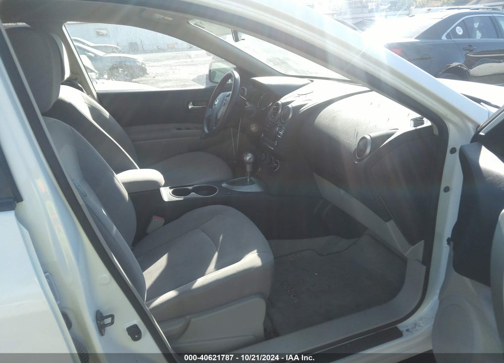 2013 NISSAN ROGUE S VIN: JN8AS5MT1DW535359