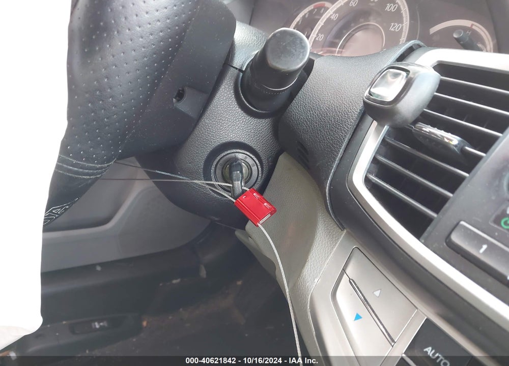 2013 HONDA ACCORD LX VIN: 1HGCR2F30DA129292