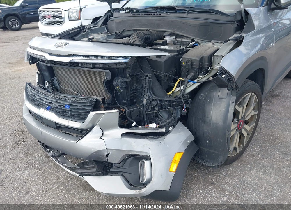 2021 KIA SELTOS SX TURBO VIN: KNDETCA24M7214050