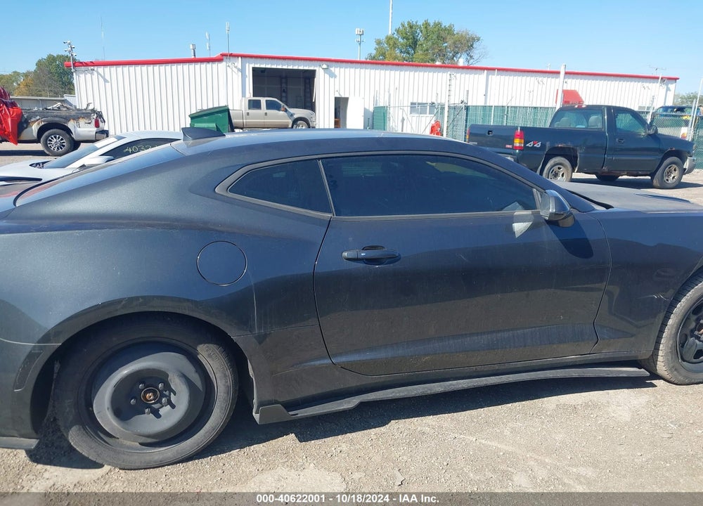 2017 CHEVROLET CAMARO 2SS VIN: 1G1FH1R75H0194912