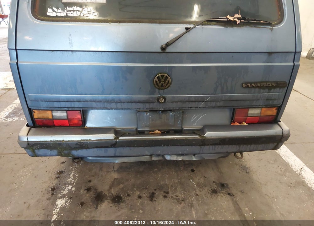 1989 VOLKSWAGEN VANAGON BUS VIN: WV2YB0252KH059806