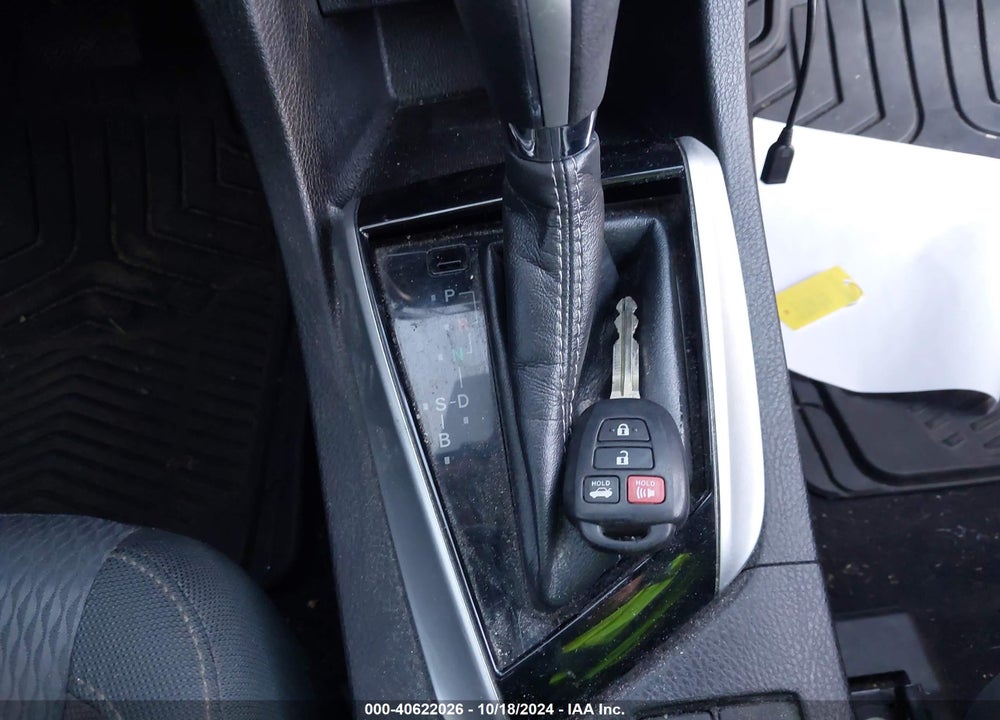 2019 TOYOTA COROLLA LE VIN: 5YFBURHE7KP930780