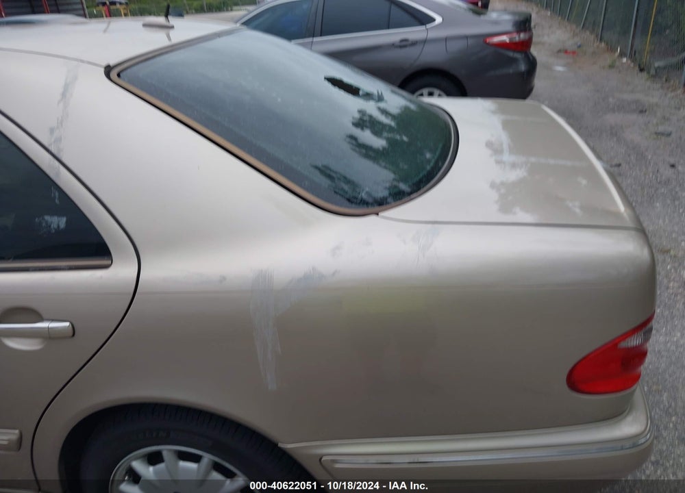 2001 MERCEDES-BENZ E 320 VIN: WDBJF65J31B328492