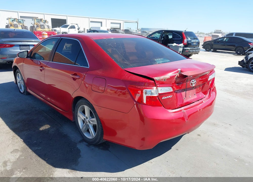 2014 TOYOTA CAMRY SE VIN: 4T1BF1FK9EU795230