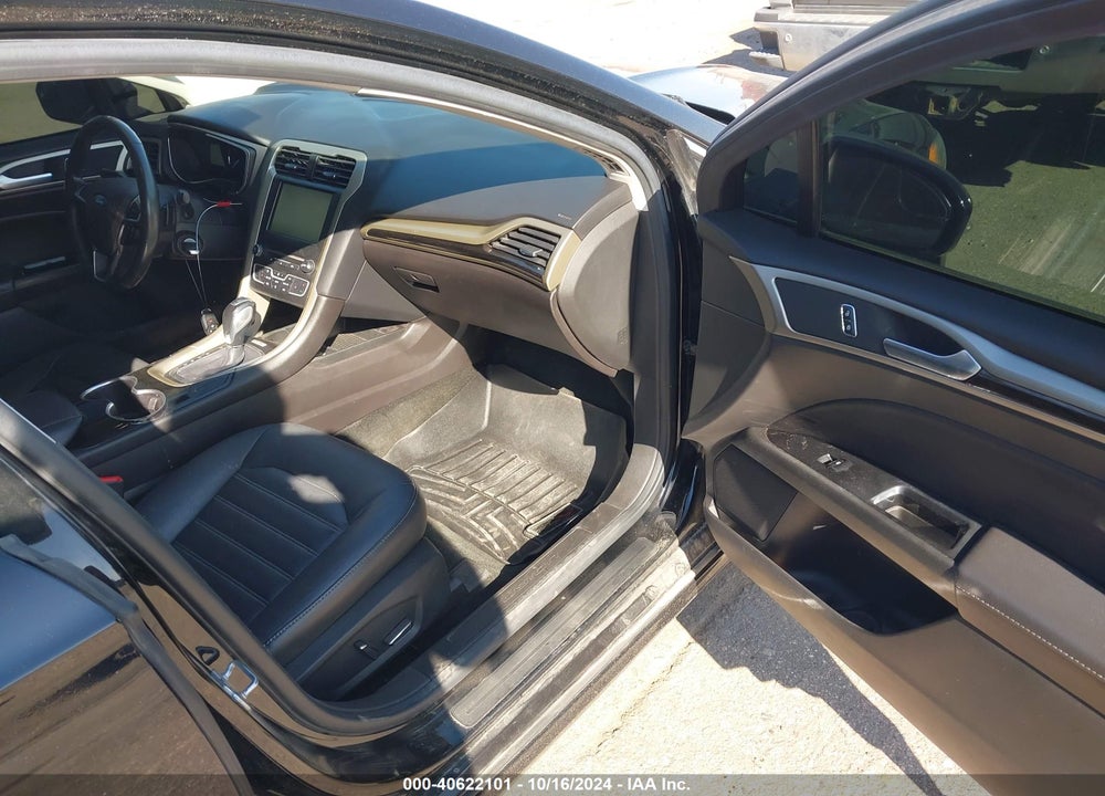 2016 FORD FUSION SE VIN: 3FA6P0H90GR383382