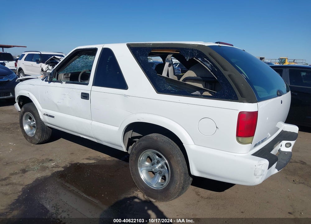 2004 CHEVROLET BLAZER LS VIN: 1GNCS18X84K152995