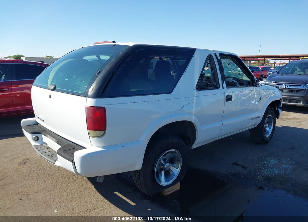 2004 CHEVROLET BLAZER LS VIN: 1GNCS18X84K152995