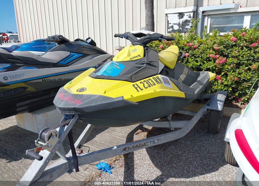 2017 SEADOO OTHER VIN: YDV73736C717