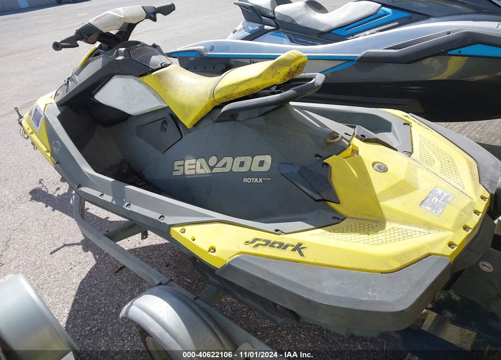 2017 SEADOO OTHER VIN: YDV73736C717