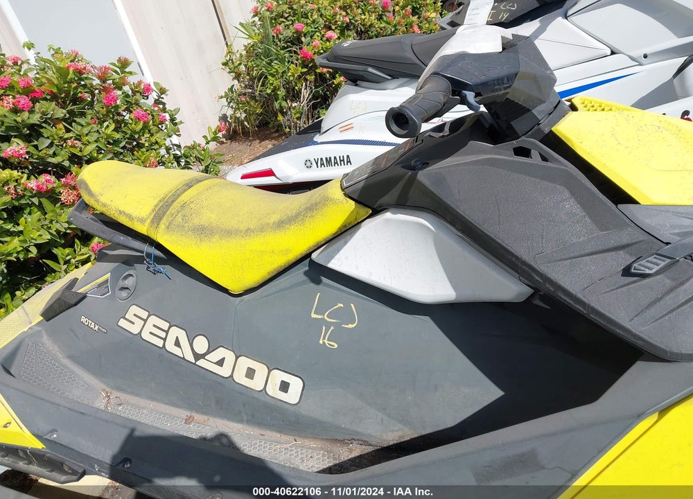2017 SEADOO OTHER VIN: YDV73736C717