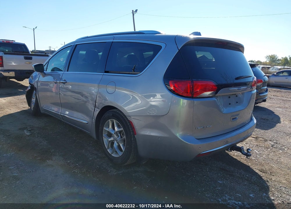2019 CHRYSLER PACIFICA LIMITED VIN: 2C4RC1GG2KR590976