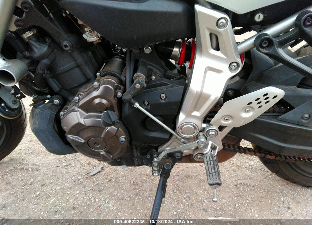 2015 YAMAHA FZ07 VIN: JYARM06E5FA000458