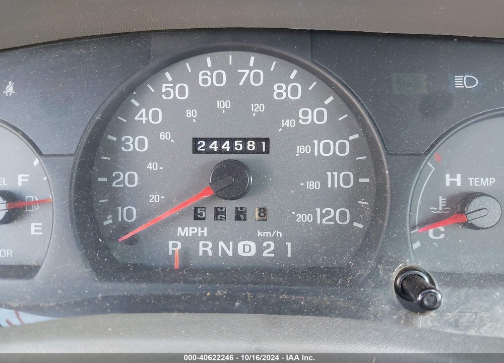 2001 MERCURY GRAND MARQUIS LS VIN: 2MEFM75WX1X666935